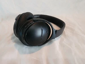 Bose QuietComfort 35 II Over the Ear Headphone - Black - Picture 1 of 5
