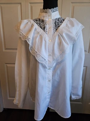 Vintage 70's Prairie blouse, bust 44", Edwardian look, re-enact costume - Image 1 of 4