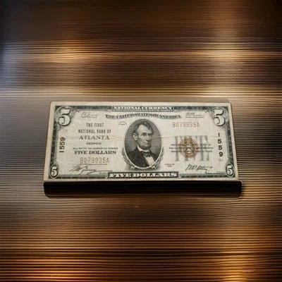 1929 $5 FRBN Great Depression. Crisp. Atlanta. B079935A - Image 1 of 4