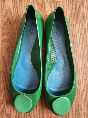 Oka-B Women's Ballet Flats with Bow Slip-On Size 6 Green Color - Image 1 of 4