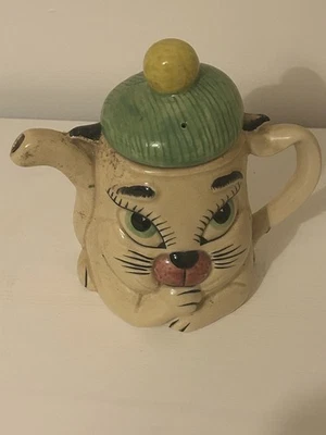 Vintage Kitsch Cat Teapot – Price & Kensington, Made in England retro  - Image 1 of 4