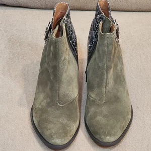 Vionic Naomi Damen-Stiefeletten Leder Wildleder Schlangenmuster Schnalle grün Größe 9 - Bild 1 von 8