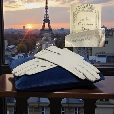 Guantes de cuero blancos de colección Christian Dior etiquetas originales ESTADO DE REGALO DE LUJO Foto 1 de 4