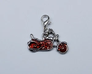 Eleganter farbiger Anhänger - Charm - Motorrad - Braun/silber - Bild 1 von 1