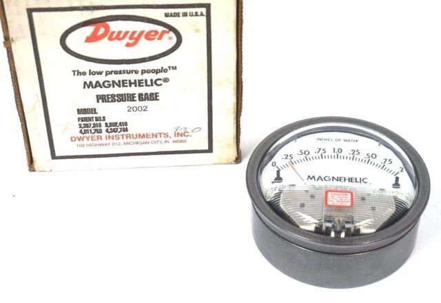 Dwyer 2002 Magnehelic Differential Pressure Gauge