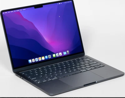 Apple MacBook Air 13.6" Retina (Apple M2, 3.5GHz, 256GB SSD, 8GB RAM) Notebook - - Image 1 of 4