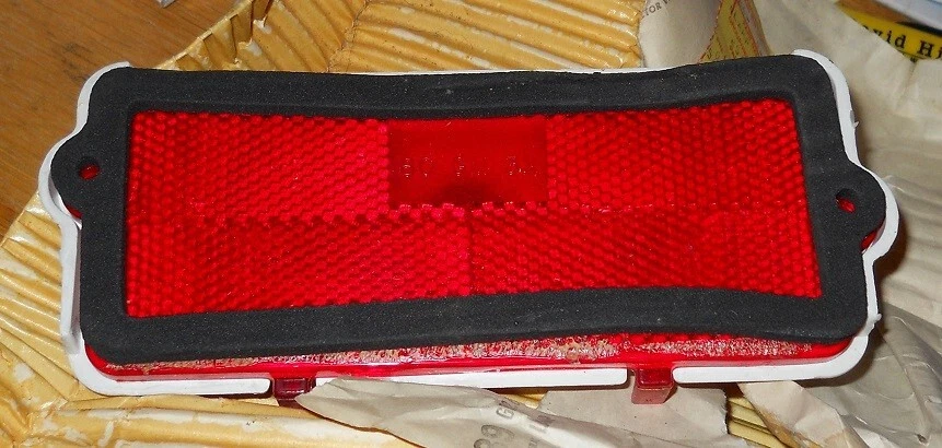 Lámpara marcador lateral guardabarros trasero carrocería Oldsmobile Buick X 1980-82 NOS Foto 1 de 1