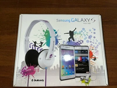 Samsung Galaxy S (1th Gen.) Aperto ma nuovo, mai usato o acceso, WIFI,con cuffie - Immagine 1 di 4