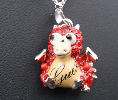 GOLDJUNGE69 * GUESS KETTE & ANHÄNGER SET kleiner *DRACHE* ROT FUNKELND SÜSS NEU - Bild 1 von 4