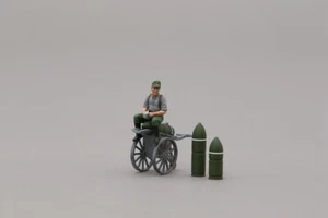 THOMAS GUNN WW1 GERMAN ACCPACK022 ARTILLERY SOLDIER SITTING ON SHELL TROLLEY - Picture 1 of 3