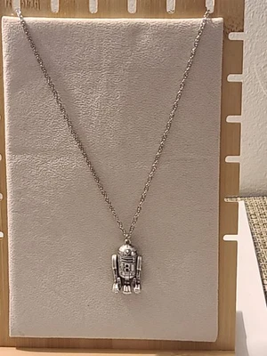Original 1977 Star Wars R2D2 Necklace - Image 1 of 3
