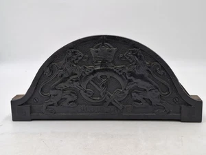 Musterschutz Cast Iron Plaque Wood Mounted Black Lions 18.5 cm x 40 cm - Picture 1 of 19