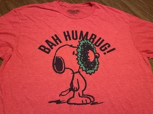 Camiseta roja grande Peanuts Snoopy corona de Navidad tema navideño Bah Humbug - Imagen 1 de 12