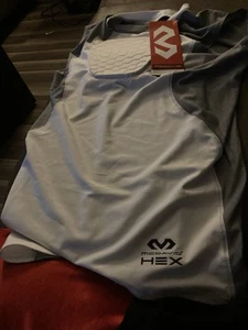 New McDavid Youth Hexpad Hex Sternum Shirt 7610Y Size Small - Picture 1 of 2