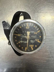 VINTAGE US DIVERS 250FT WRIST DEPTH GAUGE Untested As Is Diving Dive - Picture 1 of 6