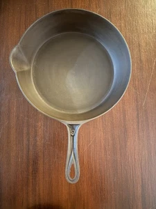 Antique No. 9 Cast Iron Chicken Fryer GATE MARK Heat Ring  Restored CRACKED - Picture 1 of 6