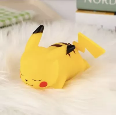 Lámpara de Noche Pikachu Pokemon Proyección LED Moderna Linda Luz Nocturna Lámpara de Mesa - C Foto 1 de 4