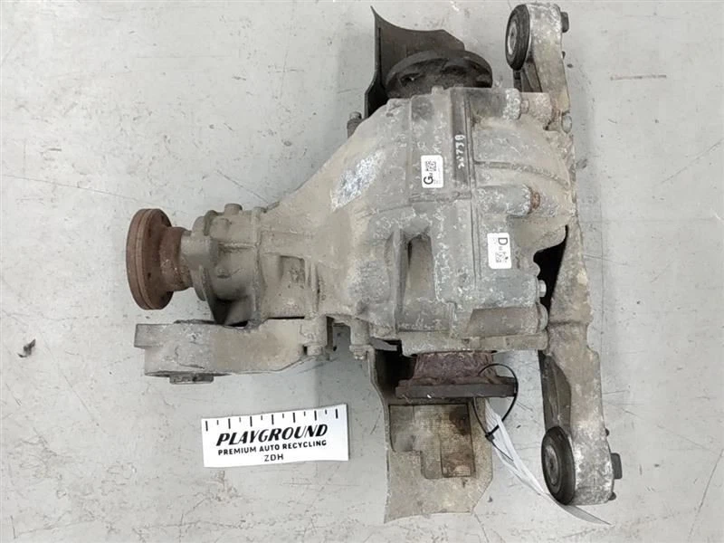 VOLKSWAGEN VW PHAETON Rear Differential Carrier 4.2L V8 Fits 2004 2005 2006 Foto 1 de 4
