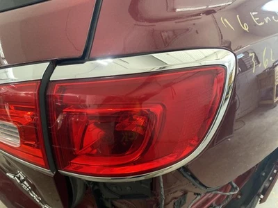 Used Right Tail Light Assembly fits: 2016 Buick Enclave quarter panel mounted Ri - Image 1 of 4