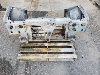 Chevrolet Camaro Z28 1982 1992 OEM núcleo radiador soporte 5,0 L Foto 1 de 4