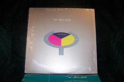 Vintage YES 90125 33 RPM VINYL Record Album, in plastic, vg to excellent - Image 1 of 4