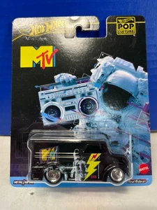 1/64 HOT WHEELS REAL RIDER'S PREMIUM DIVCO DAIRY DELIVERY MTV BLACK - Picture 1 of 2
