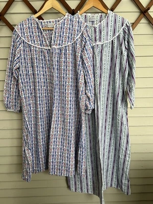 Lote de 2 Camisones Lanz of Salzburg Franela Mujer’s Talla M Medianos Corazones Florales Foto 1 de 4