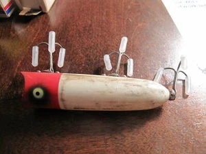  Vintage Fishing Hook HEDDON Lucky 13  - Picture 1 of 5