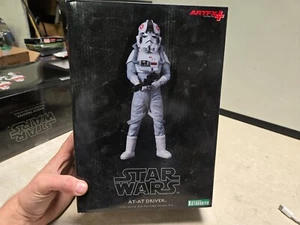 Star Wars AT-AT Driver Figure ARTFX+ Kotobukiya 1/10 Scale Model Kit New OB - Picture 1 of 6