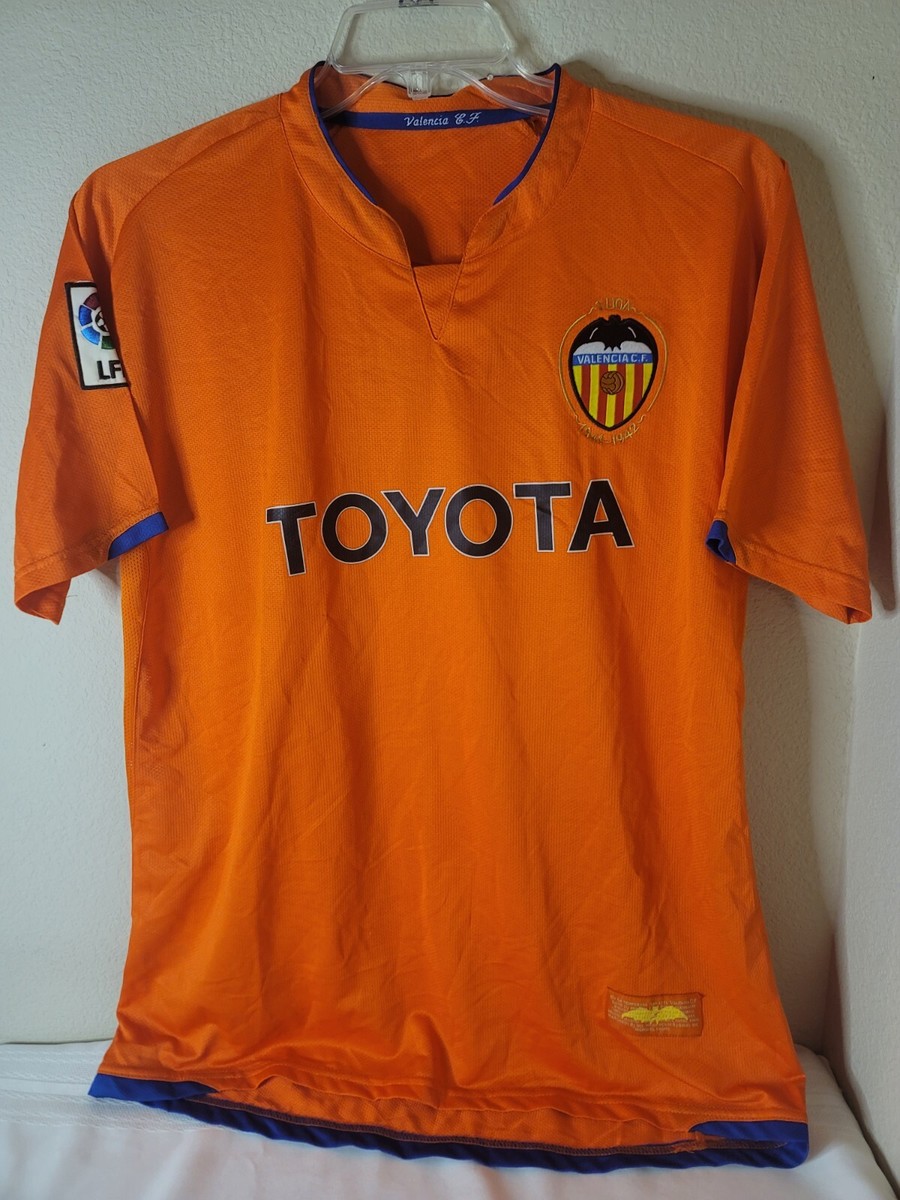 Nike Valencia International Club Soccer Fan Apparel and Nike Valencia International Club Soccer Fan Apparel and