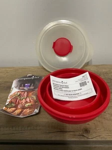 Pampered Chef Macchina per Popcorn Microonde #1457 Silicone Rosso con Coperchio - Foto 1 di 4