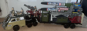 TRUE HEROES PUMP ACTION MISSILE LAUNCHER  PLAYSET LIGHTS AND SOUNDS TOYS R US