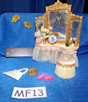 Vintage Dollhouse Doll House 60s Ideal Petite Princess Lot: Vanity, Extras MF13 - Image 1 of 4