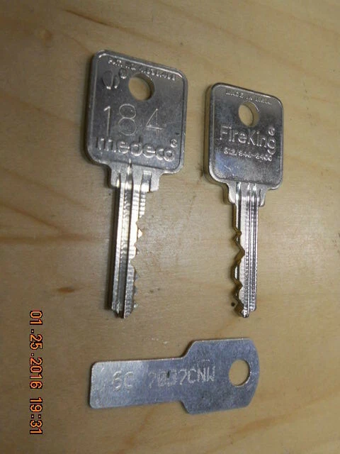 Fireking Medeco keys cut by the code number. Code range 101-264. 64S on lock - Image 1 of 1