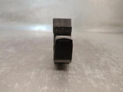 62J000028T 5239264 panel de control ventana trasera derecha para SUZUKI GRAND VITARA II (JT Foto 1 de 4