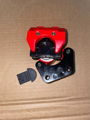 PINZA DE FRENO Keeway MATRIX 50 EN ROJO (CAJA GRA 5) Foto 1 de 4