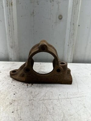 1919-1927 FORD MODEL T TIMING GEAR & GENERATOR MOUNT FORD SCRIPT ORIGINAL Foto 1 de 4