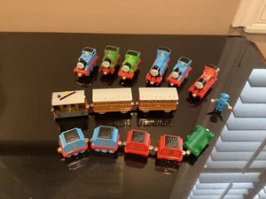 Thomas The Tank Engine & Friends Take N Play Diecast Magnetic Train Lot of 15 - Picture 1 of 4