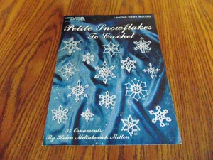 Leisure Arts - zierliche Schneeflocken zum Häkeln - 35 Ornamente zum Häkeln #1381 - Bild 1 von 4
