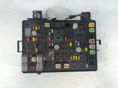 Chevrolet HHR 2009-2011 caja de fusibles caja de fusibles módulo de relé 20908792 T12TO Foto 1 de 4