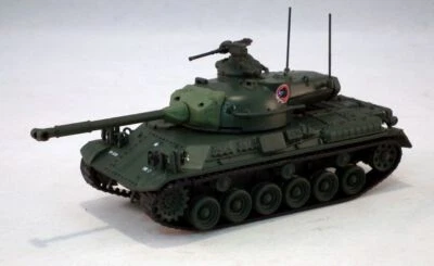 Type 61 Tank - Military Model Tank - (JAPAN) 1/72 SCALE - Image 1 of 2