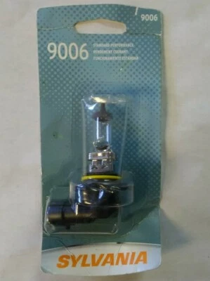 Lámpara de faros de automóvil Sylvania 9006 rendimiento estándar nueva en caja nos Foto 1 de 4