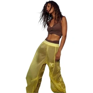 Pantaloni Joggers Free People FP Movement Giallo Pallido Alte Maree Trasparenti Fluidi XS Nuovi - Foto 1 di 7