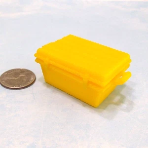 Playmobil Bright Yellow 'Wicker' Trunk Basket Castle Dollhouse Accessories A9 - Picture 1 of 2