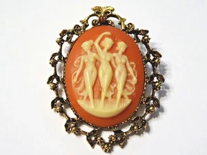 CAMEO BROOCH ~ NICE RESIN CAMEO GOLD TONE 2 1/4" X 1 3/4" BROOCH PIN - Picture 1 of 3