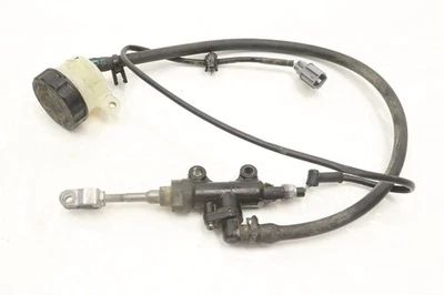 Cilindro maestro de freno CF-Moto CForce 500 23 9DQV-081800-3000 52755 Foto 1 de 4