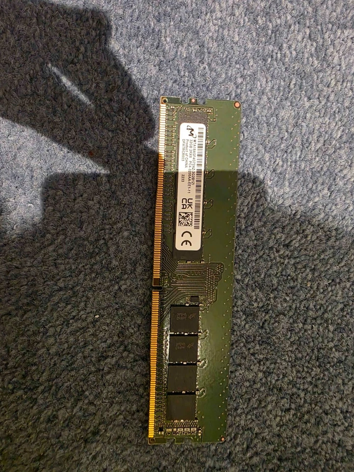 Micron 32GB DDR4 ECC UDIMM 3200 Mhz MTA18ASF4G72AZ-3G2B1 * ECC Unbuffered * DIMM - Image 1 of 1