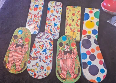 8 Hacedores de Ruido Fiesta de Lata Vintage Año Nuevo Cumpleaños Fiesta Celebración  Foto 1 de 4