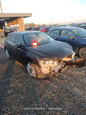 FUEL PUMP 2011-2017 LEXUS CT200H - Imagem 1 de 4