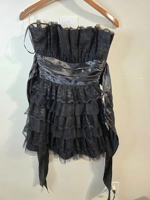 Маскарад черный тюль и кружева слоистый бедра высоты без бретелек черный платье EUC 7/8 - Изображение 1 из 4